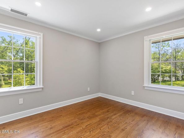 40 Bruce Park Drive, Greenwich CT 06830
