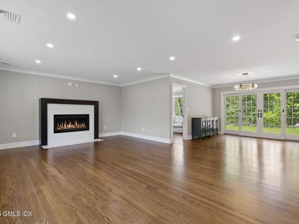 40 Bruce Park Drive, Greenwich CT 06830