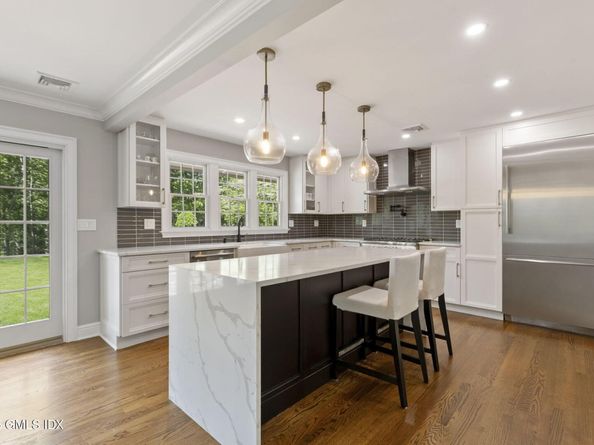40 Bruce Park Drive, Greenwich CT 06830