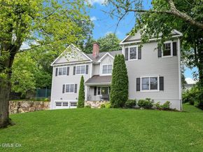 32 Meyer Place, Riverside CT 06878