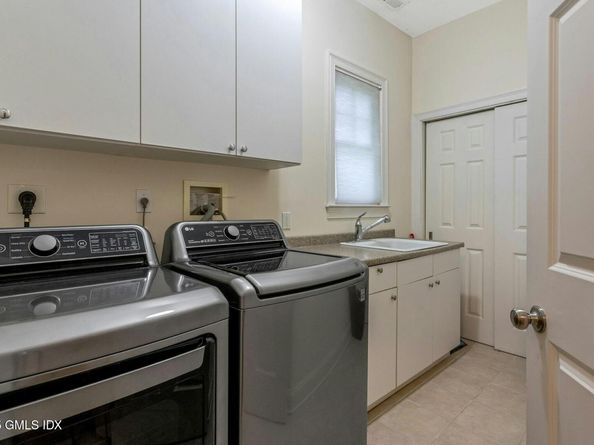 32 Meyer Place, Riverside CT 06878