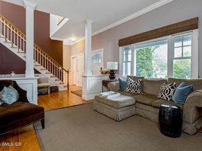 32 Meyer Place, Riverside CT 06878