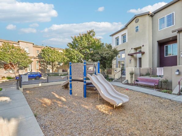 2717 10th Street, San Pablo CA 94806