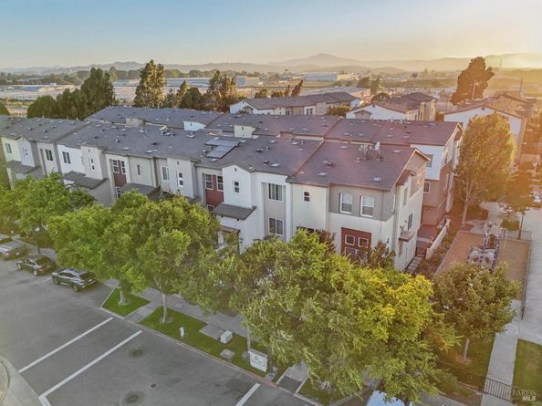 2717 10th Street, San Pablo CA 94806