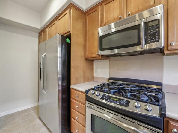 2717 10th Street, San Pablo CA 94806