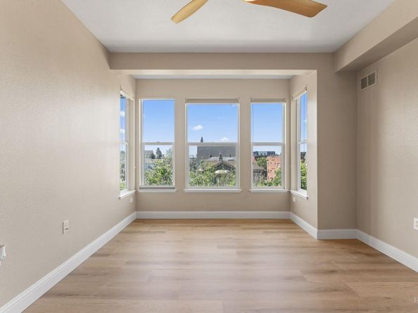 655 12th Street 311, Oakland CA 94607