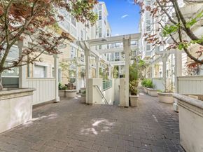655 12th Street 311, Oakland CA 94607