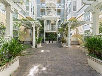 655 12th Street