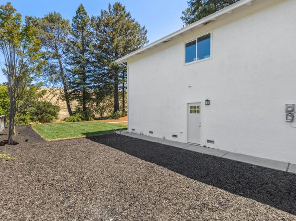 85 Buckingham Drive, Moraga CA 94556
