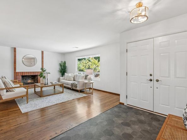 85 Buckingham Drive, Moraga CA 94556