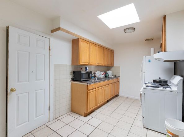 2627 63rd Avenue, Oakland CA 94605