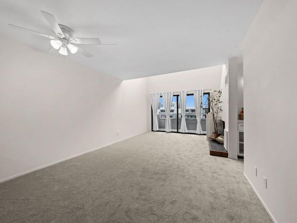 Undisclosed Address #325027405, Oakland CA 94607