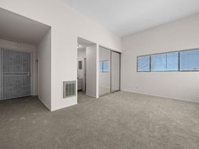 Undisclosed Address #325027405, Oakland CA 94607