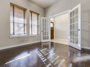 4116 Threadgill ST, Austin TX 78723