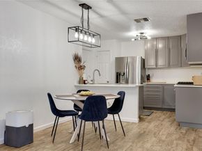 1800 Rainy Meadows DR, Austin TX 78758