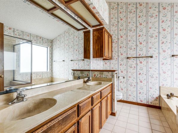 8810 Mariscal Canyon DR, Austin TX 78759