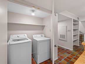 1135 Barton Hills DR 240, Austin TX 78704