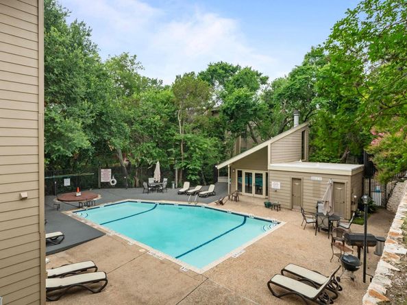 1135 Barton Hills DR 240, Austin TX 78704