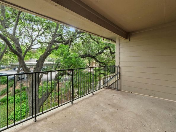 1135 Barton Hills DR 240, Austin TX 78704