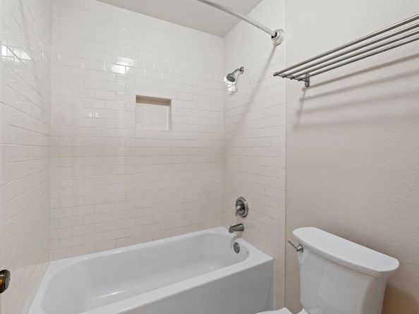 1135 Barton Hills DR 240, Austin TX 78704