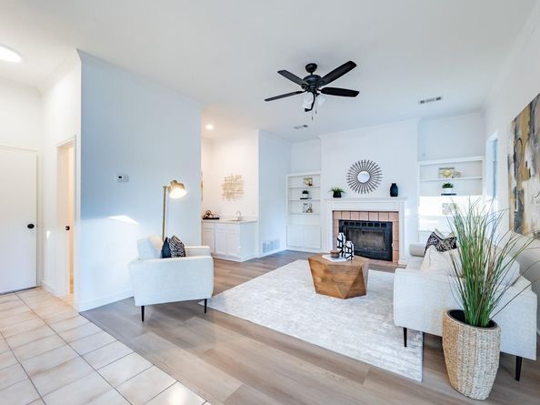 8111 Matchlock CV, Austin TX 78729
