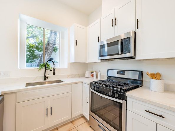 8111 Matchlock CV, Austin TX 78729