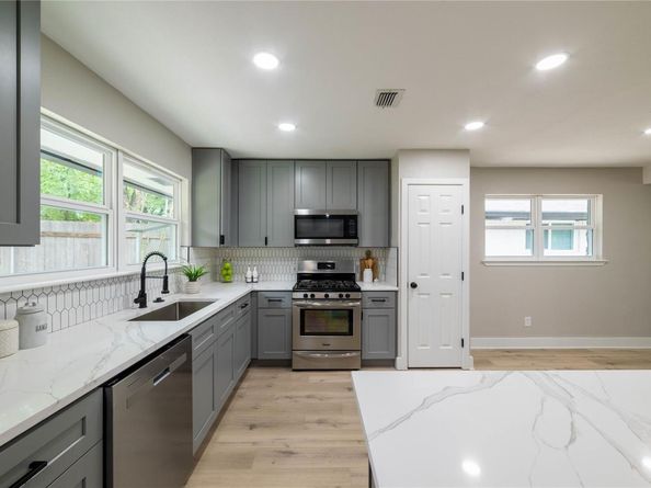 7300 Fred Morse DR, Austin TX 78723