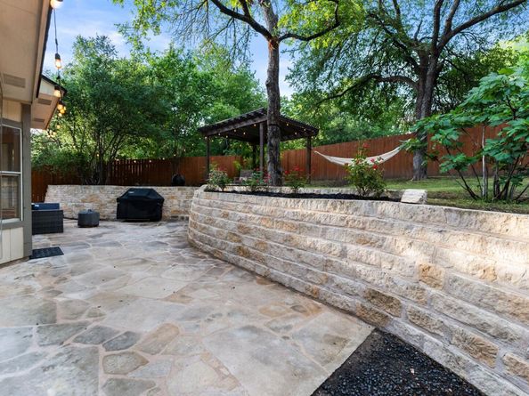 10919 Sierra Oaks, Austin TX 78759