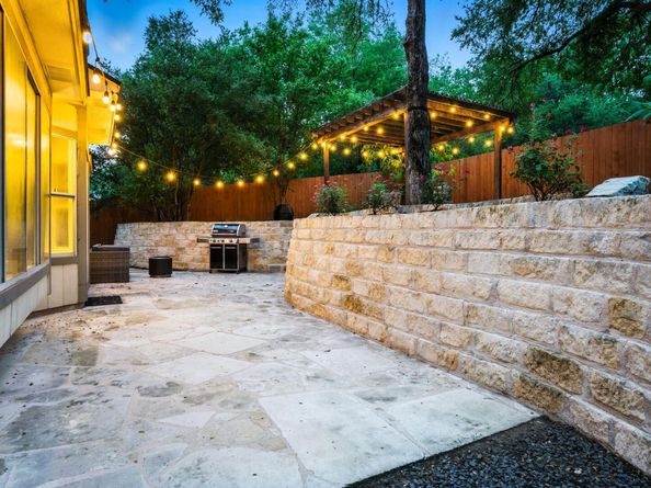 10919 Sierra Oaks, Austin TX 78759
