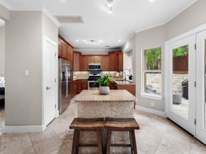 10919 Sierra Oaks, Austin TX 78759