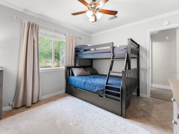 10919 Sierra Oaks, Austin TX 78759