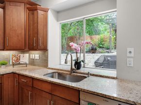 10919 Sierra Oaks, Austin TX 78759