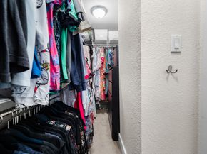 10919 Sierra Oaks, Austin TX 78759
