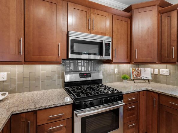 10919 Sierra Oaks, Austin TX 78759