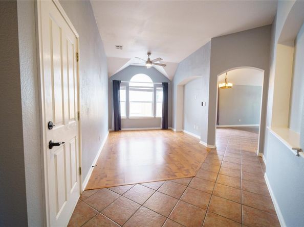 1118 Connemara LN, Pflugerville TX 78660