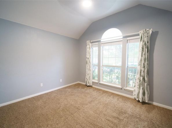 1118 Connemara LN, Pflugerville TX 78660