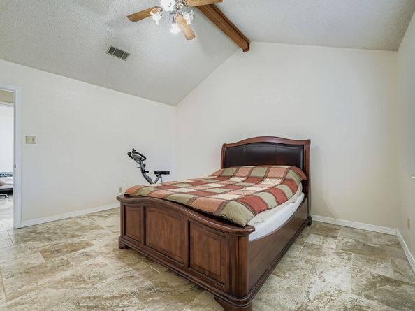 1913 Klattenhoff DR, Austin TX 78728