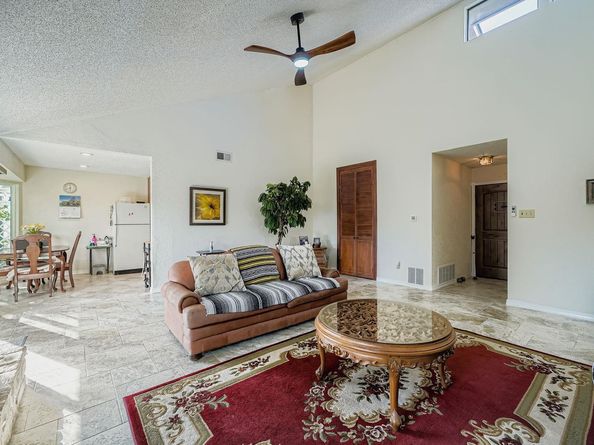 1913 Klattenhoff DR, Austin TX 78728