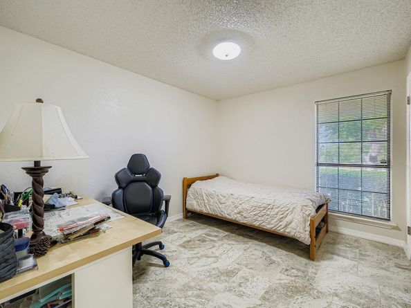1913 Klattenhoff DR, Austin TX 78728
