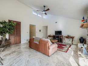 1913 Klattenhoff DR, Austin TX 78728