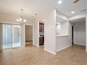 114 E 31st ST 112, Austin TX 78705