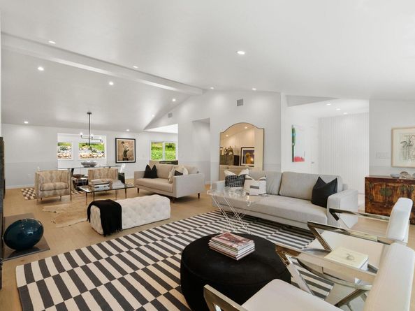 5706 Highland Hills CIR, Austin TX 78731