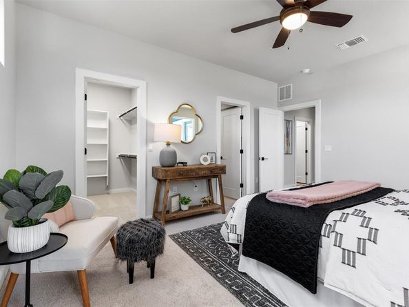 9620 Petrichor BLVD, Manor TX 78653