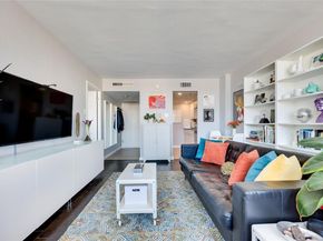 1800 Lavaca ST A711, Austin TX 78701