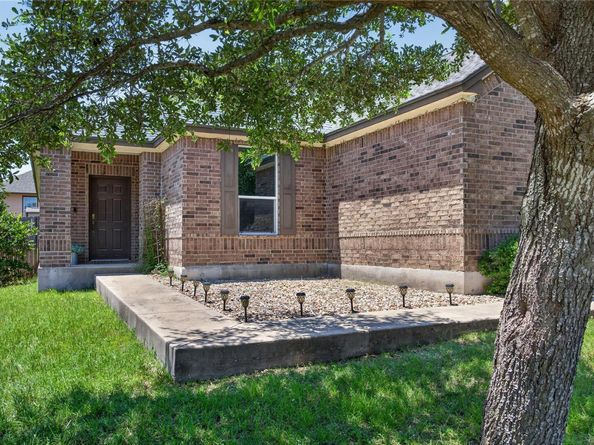 1005 Lonesome Lilly WAY, Pflugerville TX 78660