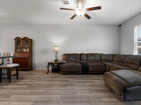 212 Star Spangled DR, Liberty Hill TX 78642