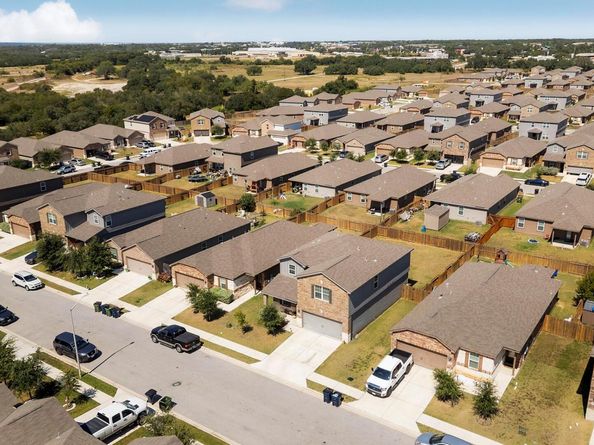 212 Star Spangled DR, Liberty Hill TX 78642