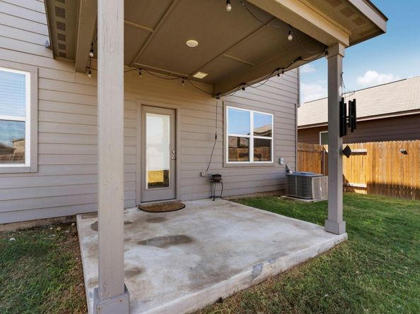 212 Star Spangled DR, Liberty Hill TX 78642