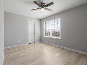 212 Star Spangled DR, Liberty Hill TX 78642