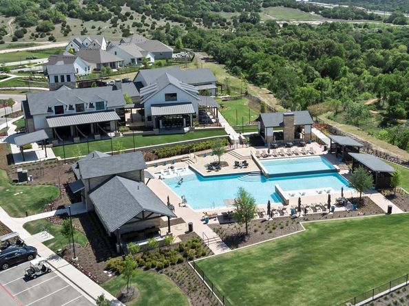 523 Hallwood DR, Liberty Hill TX 78642